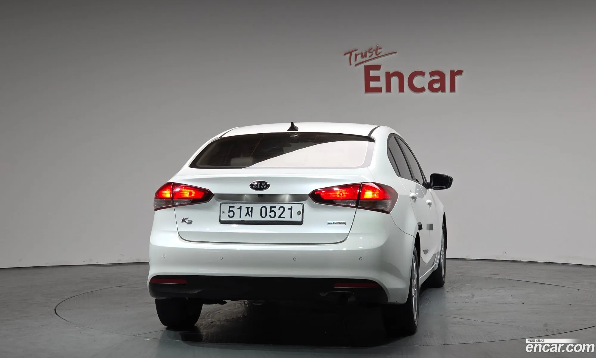 Kia K3 2016 — 2