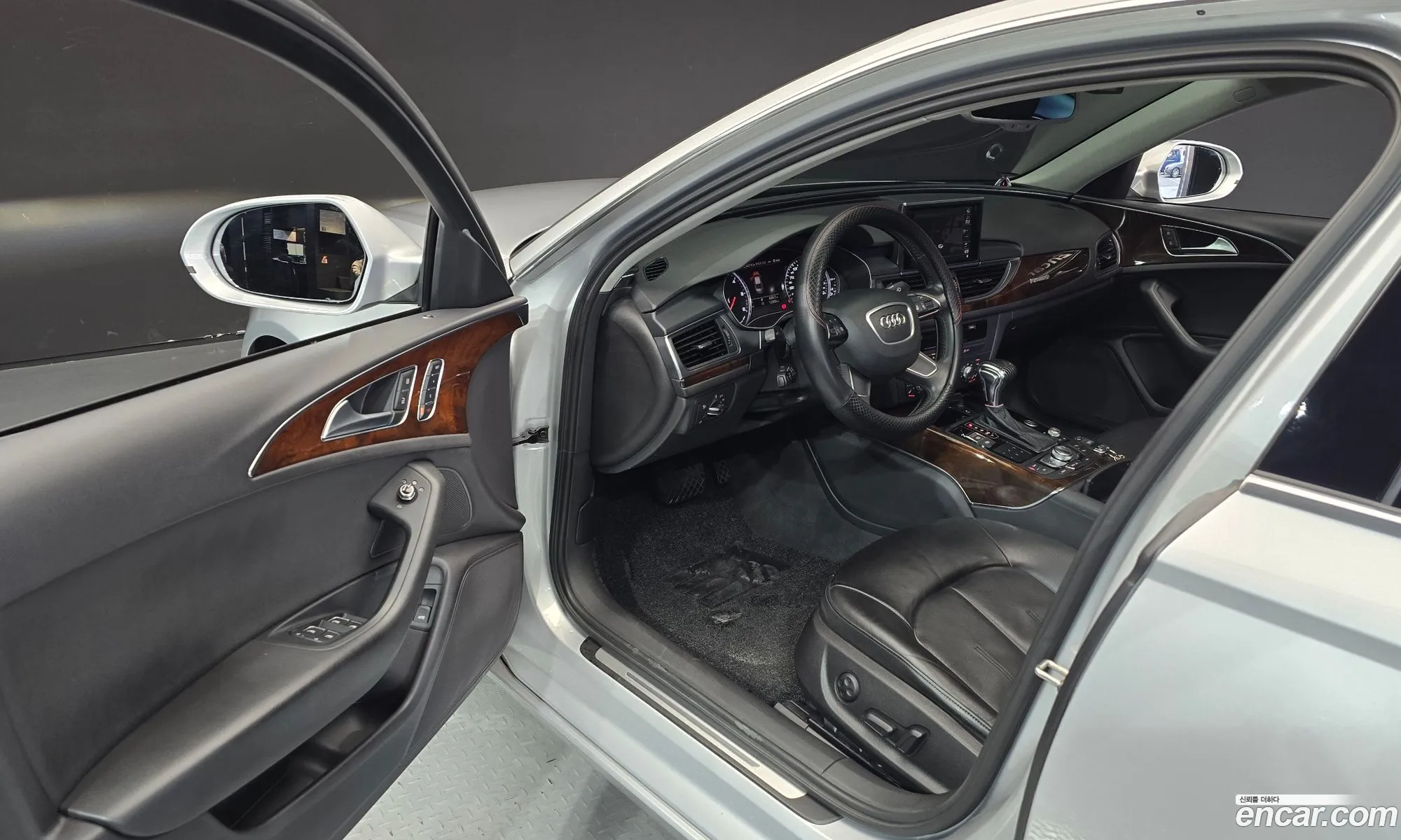 Audi A6 2015 — 18