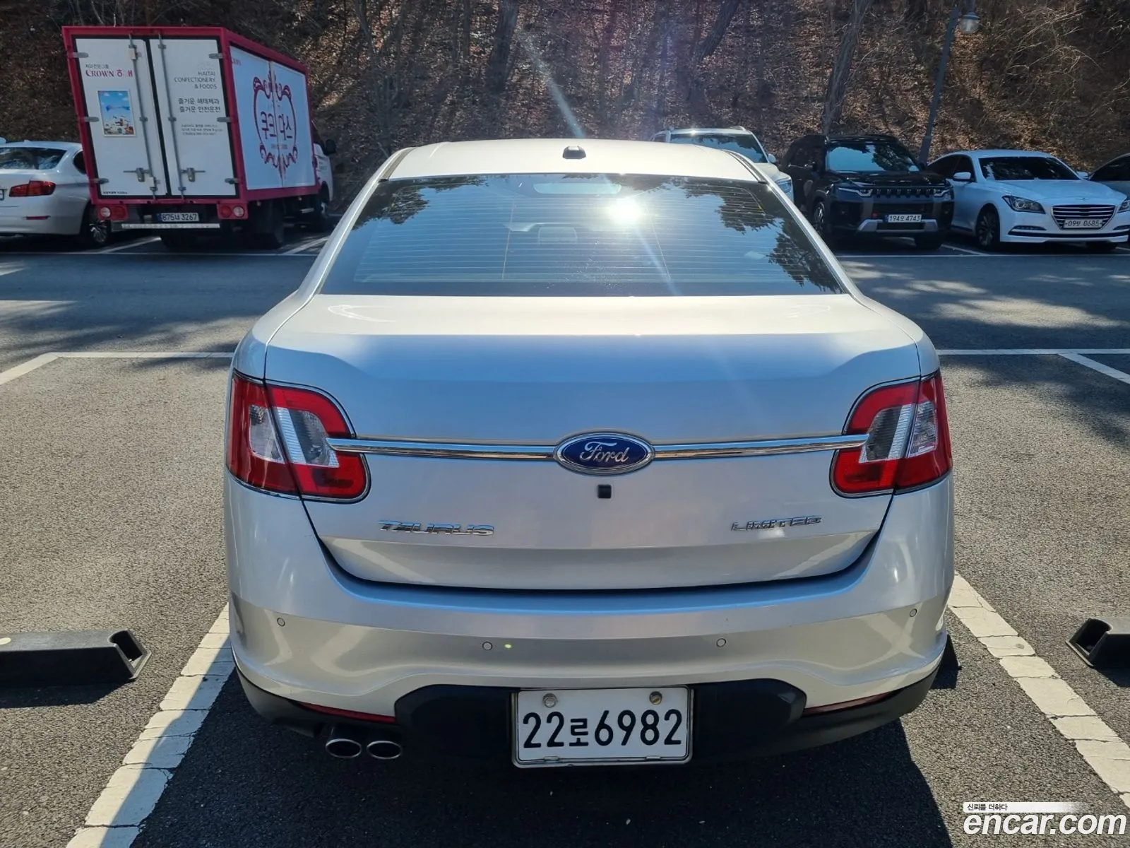 Ford Taurus 2011 — 14