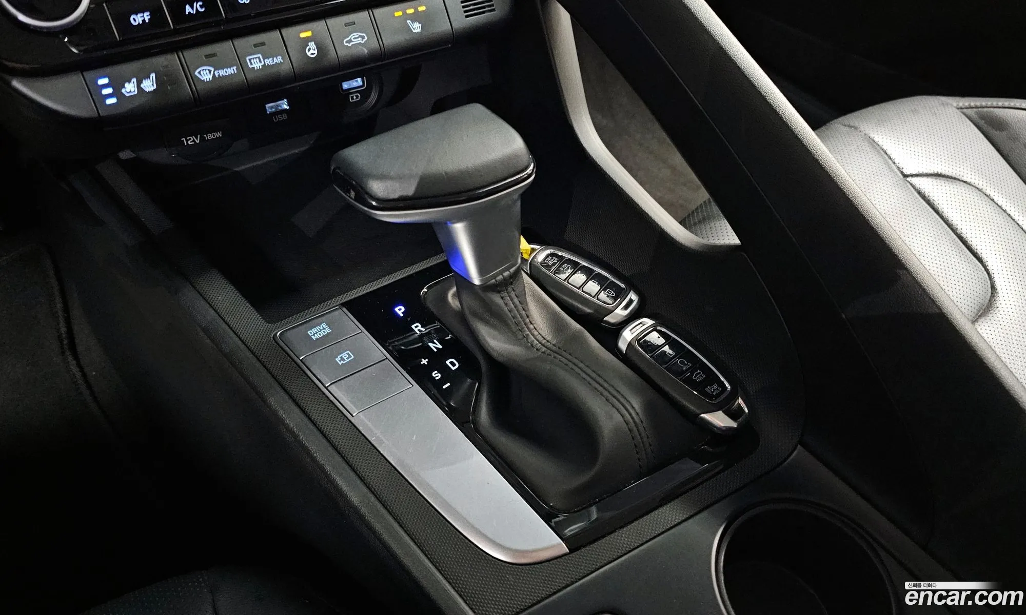 Hyundai Elantra 2020 — 13