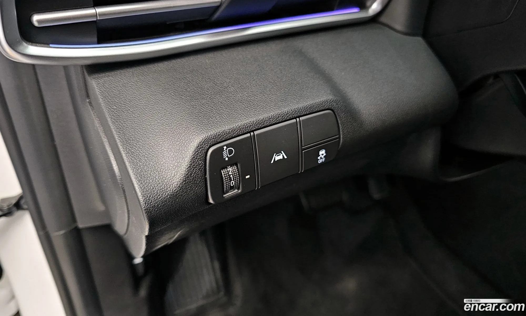 Hyundai Elantra 2020 — 12