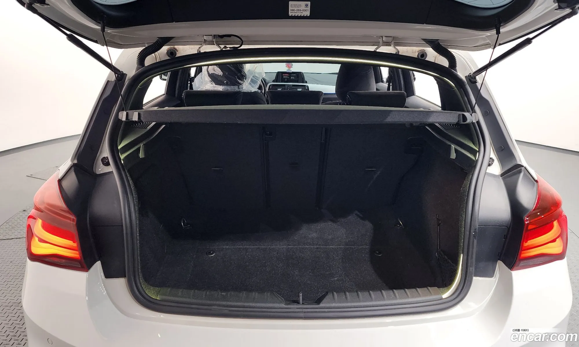 BMW 1 Series 2017 WBA1S5109J5K35086 — 9