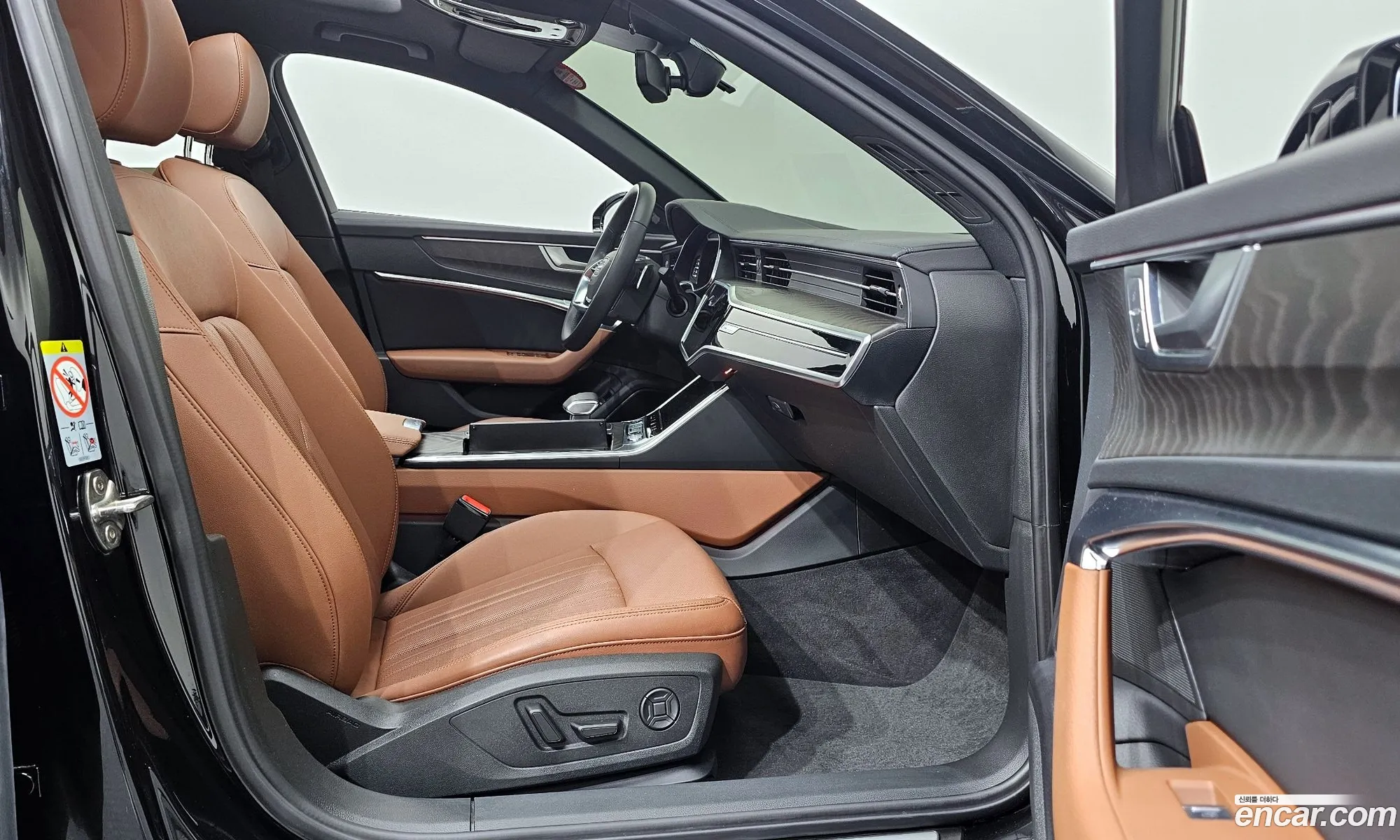 Audi A6 2023 WAUZZZF23PN072492 — 9