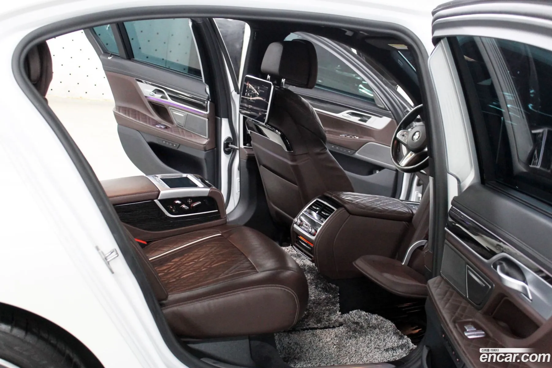 BMW 7 Series 2020 — 16