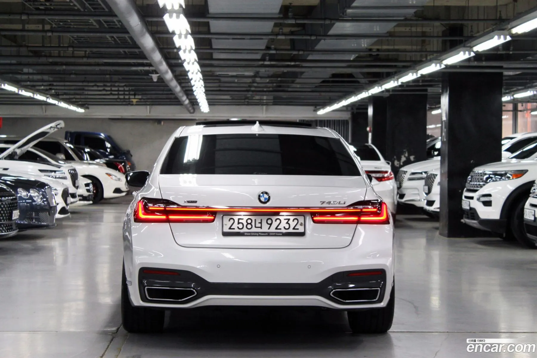 BMW 7 Series 2020 — 18