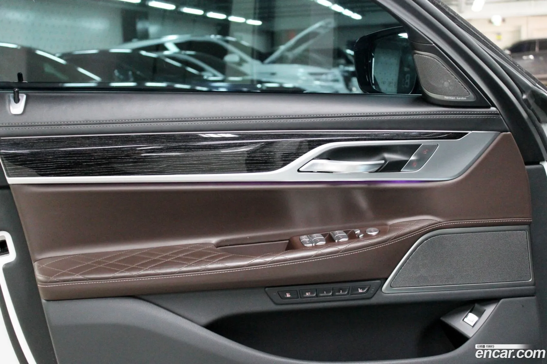 BMW 7 Series 2020 — 12