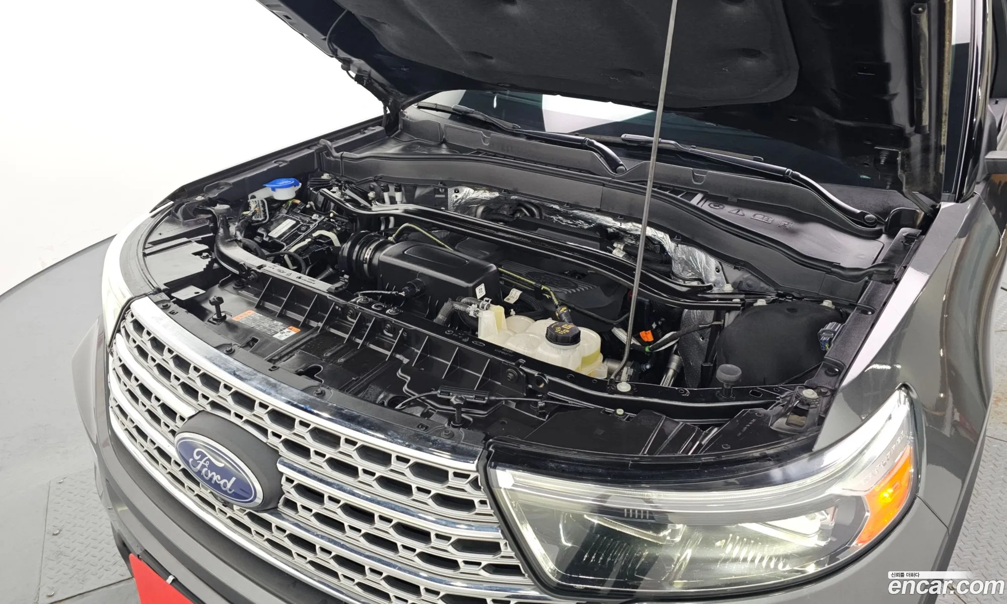 Ford Explorer 6th Gen 2020 1FMSK8FH0LGA96167 — 17
