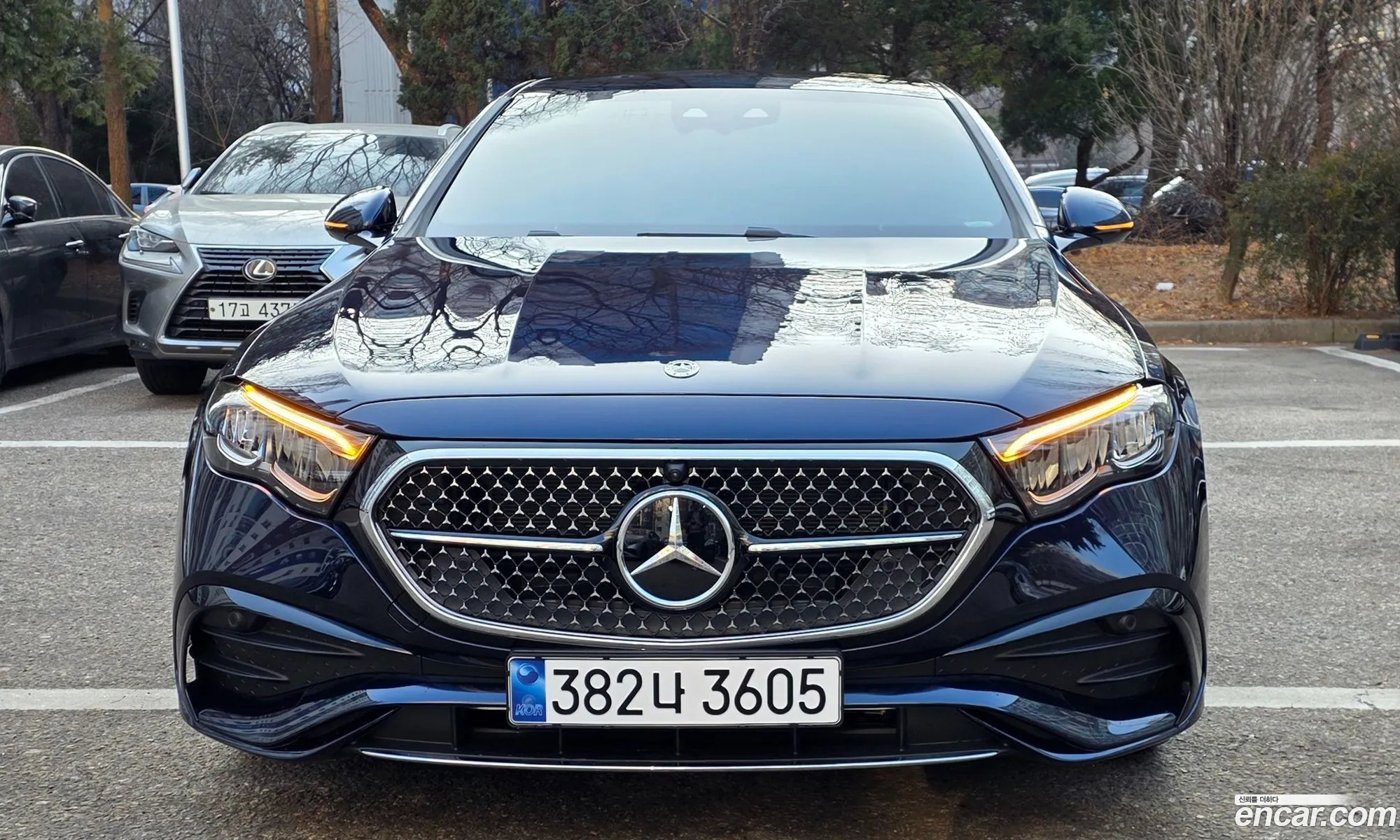 Mercedes-Benz E-Class W214 2026 — 15