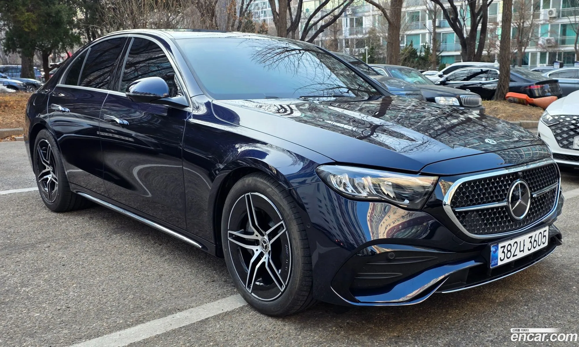 Mercedes-Benz E-Class W214 2026 — 13