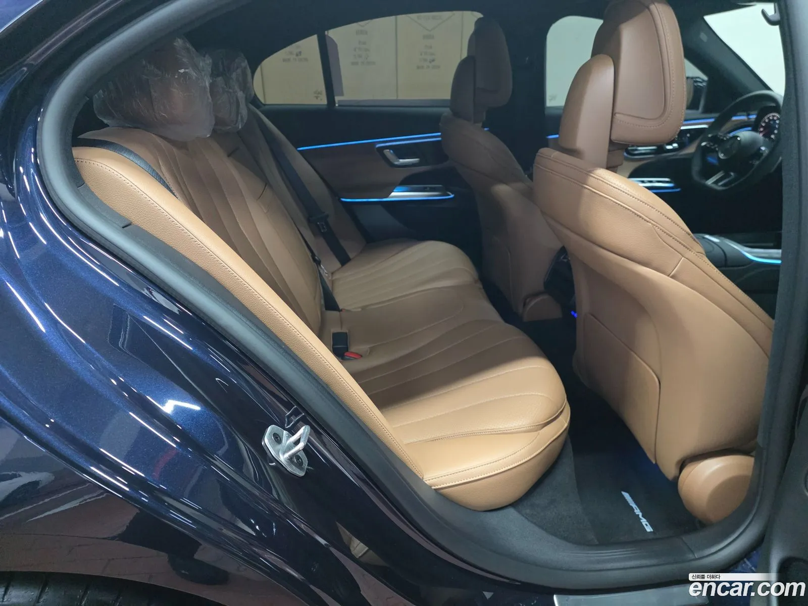Mercedes-Benz E-Class W214 2026 — 14