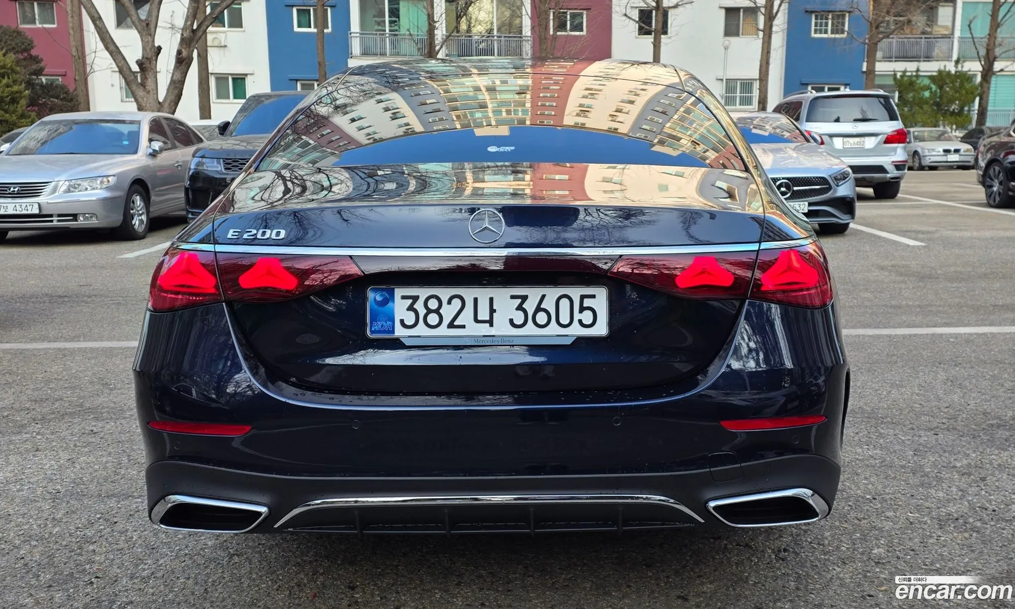 Mercedes-Benz E-Class W214 2026 — 17