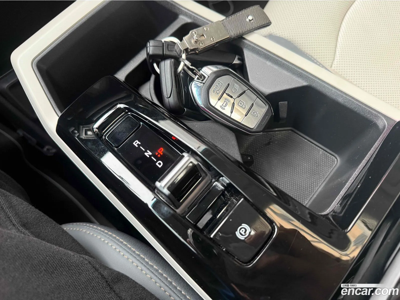 KG Mobility (SsangYong) Musso EV 2025 — 7