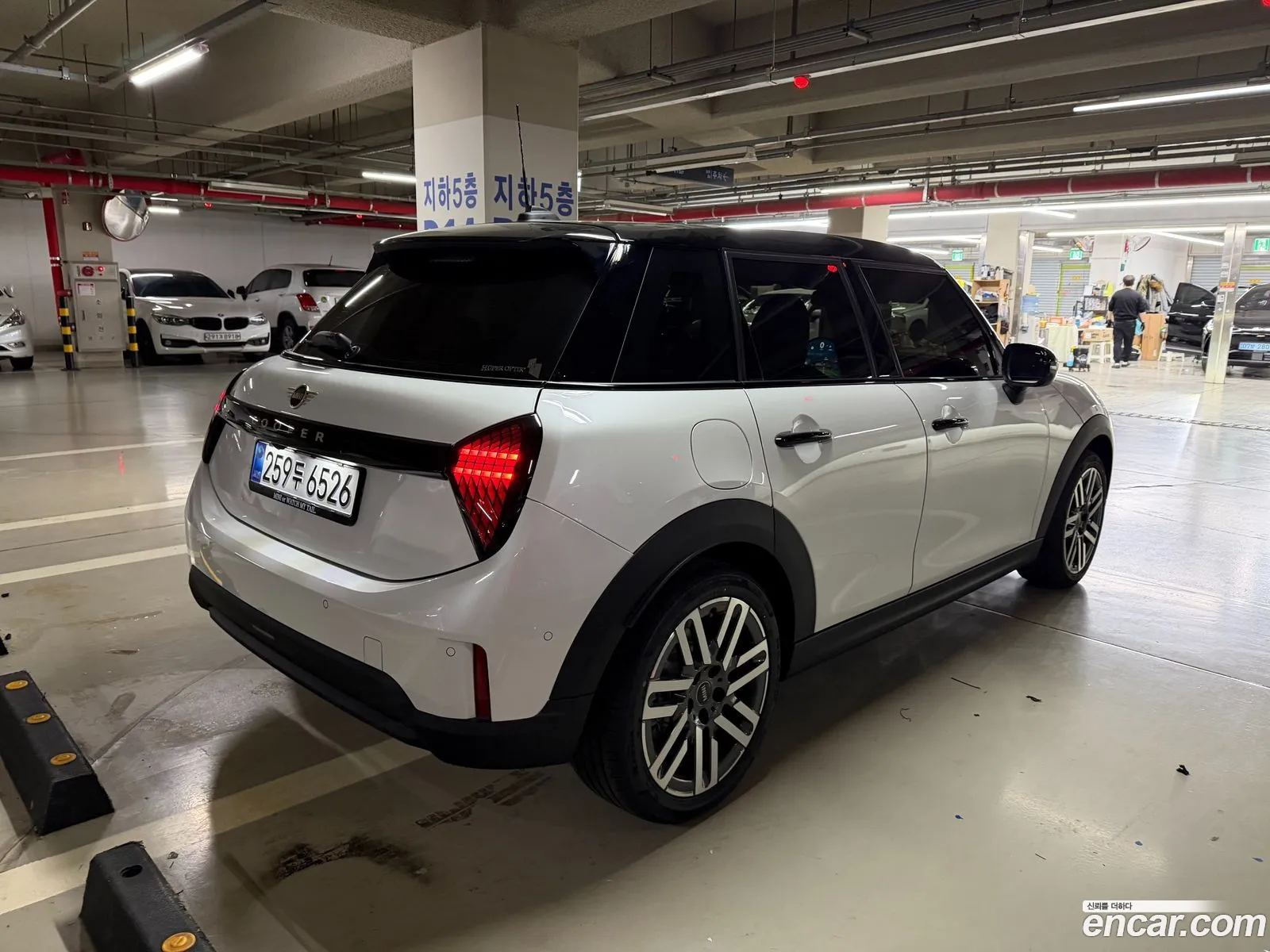 Mini Cooper C 2026 — 15