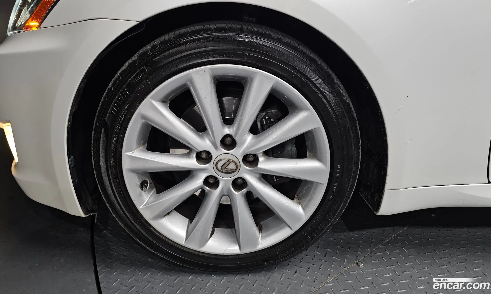 Lexus IS250 2008 — 13