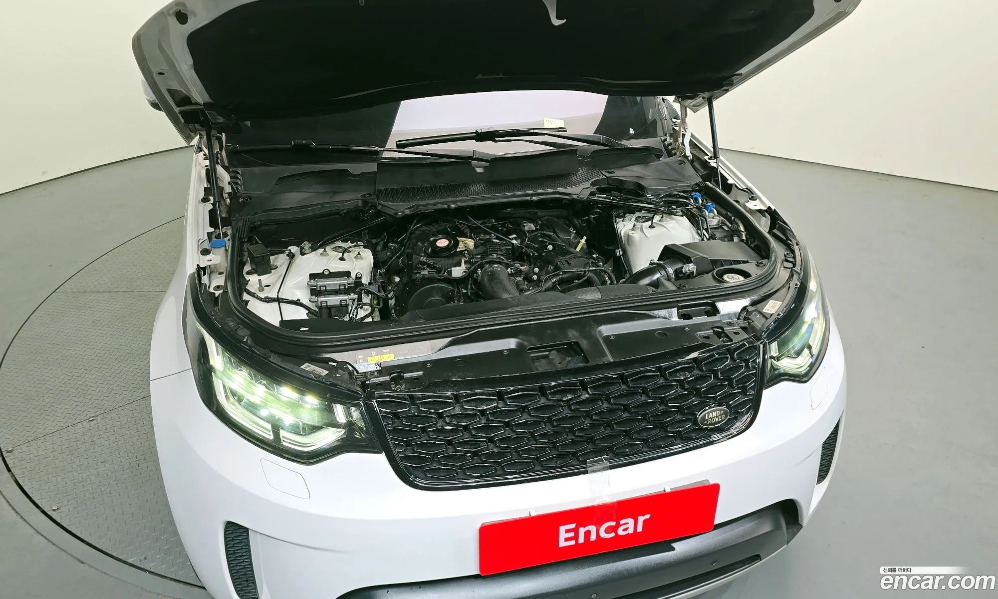 Land Rover Discovery 5 2017 SALRA2BK8HA037259 — 15