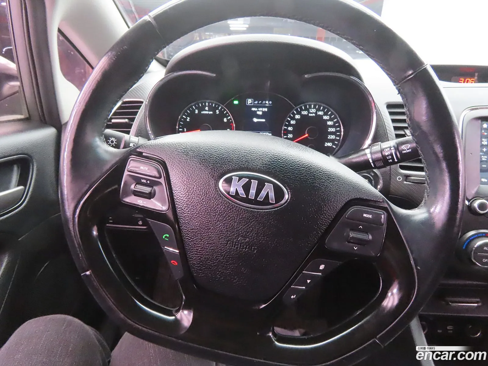 Kia K3 2016 — 5