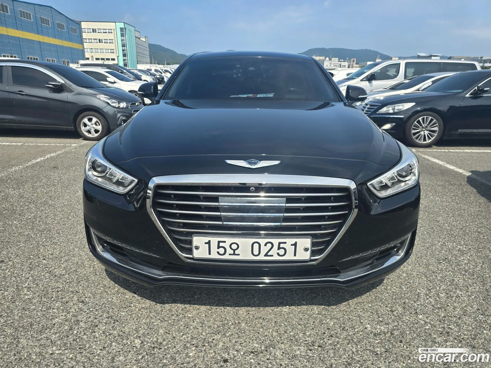 Genesis EQ900 2016 — 16