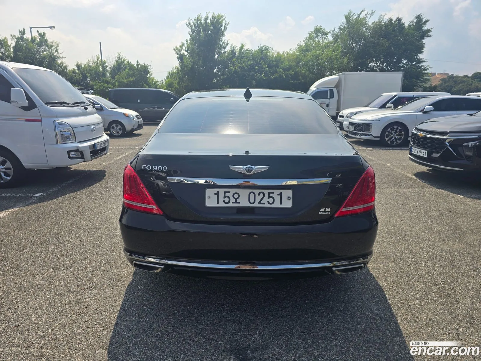 Genesis EQ900 2016 — 13