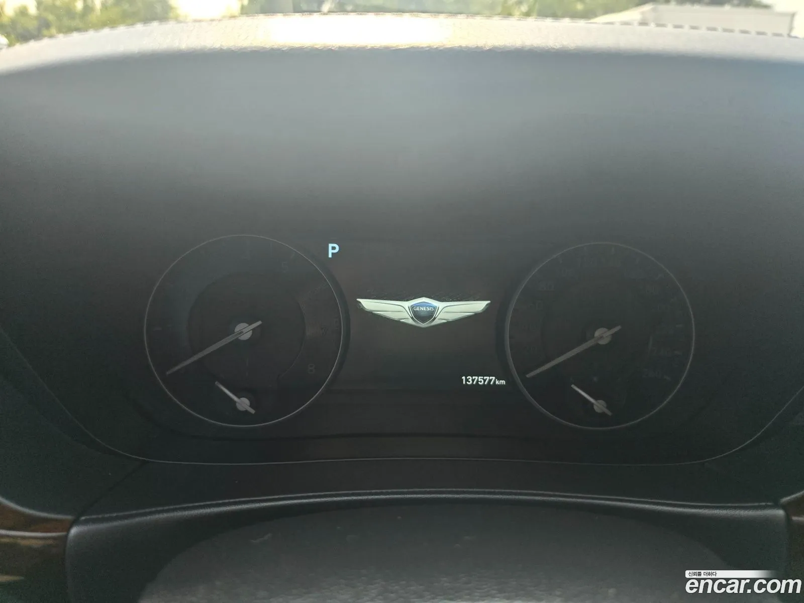 Genesis EQ900 2016 — 17