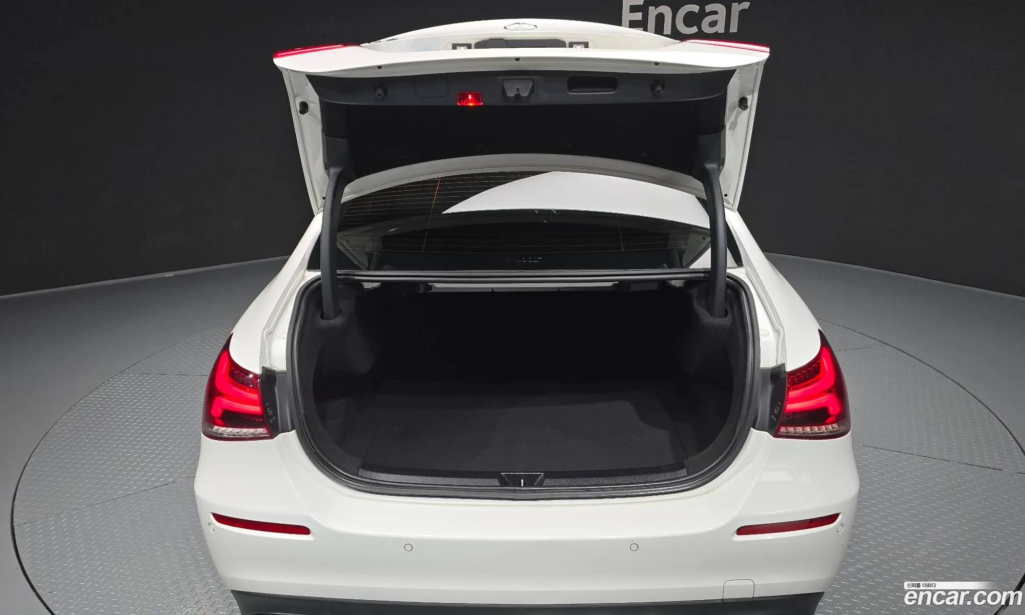 Mercedes-Benz A-Class W177 2021 — 11