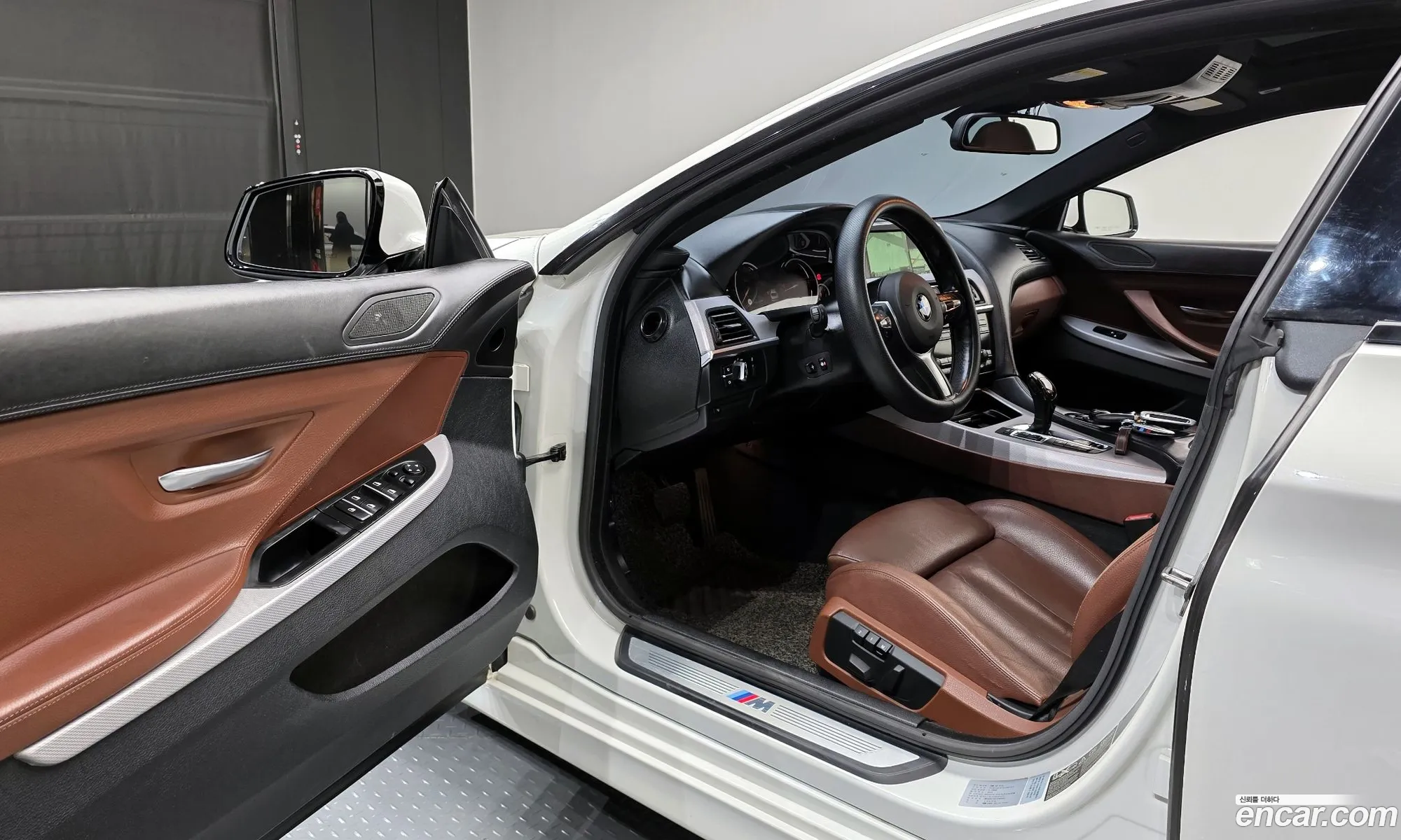 BMW 6 Series 2014 WBA6A8105ED368952 — 4