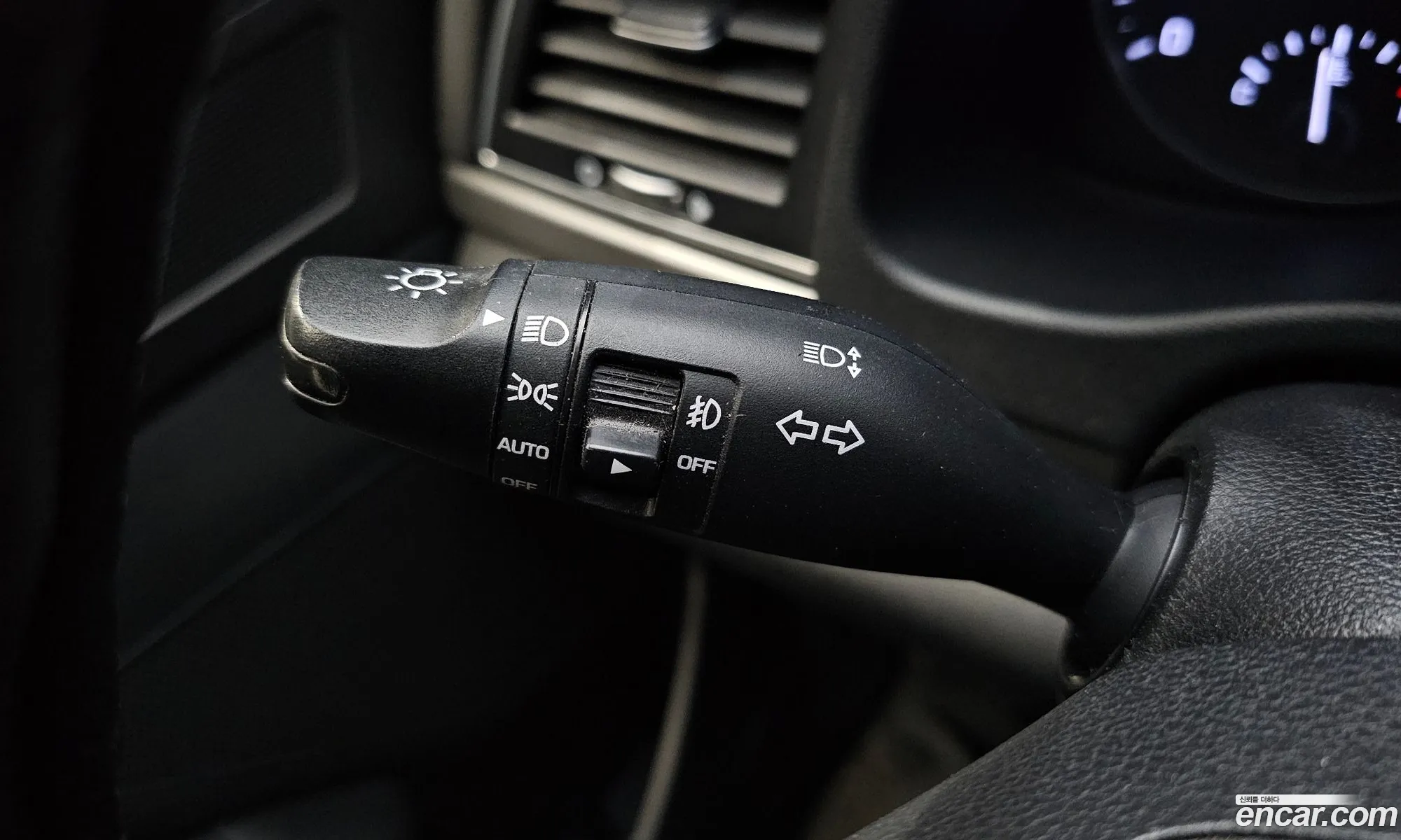 Hyundai Elantra AD 2016 — 4