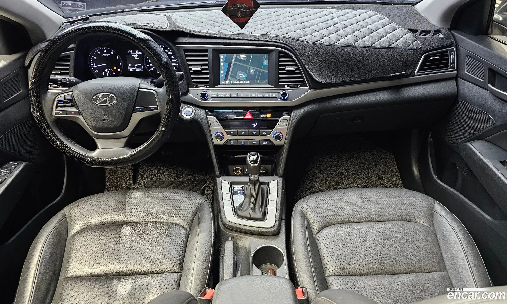 Hyundai Elantra AD 2016 — 5