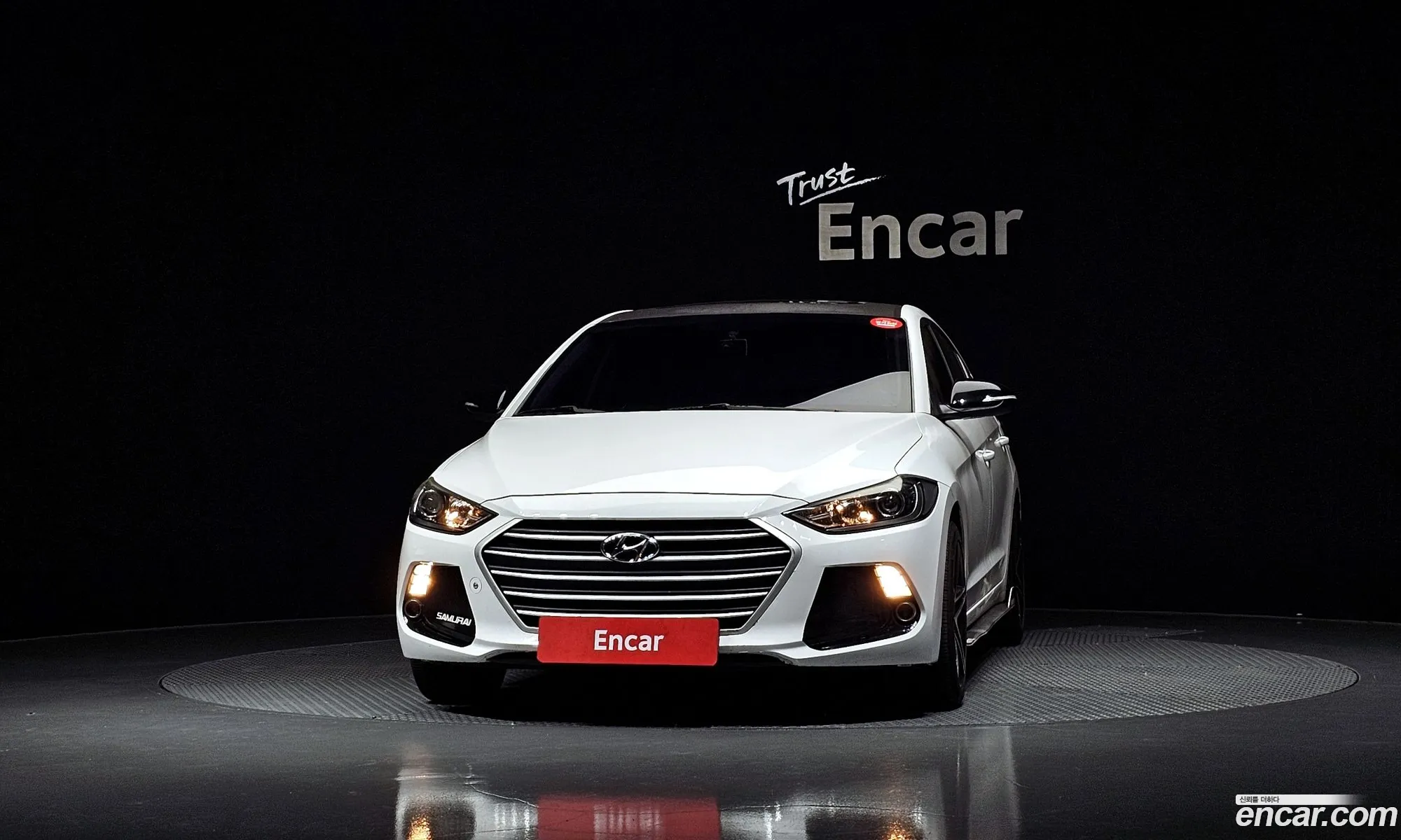 Hyundai Elantra AD 2016 — 13