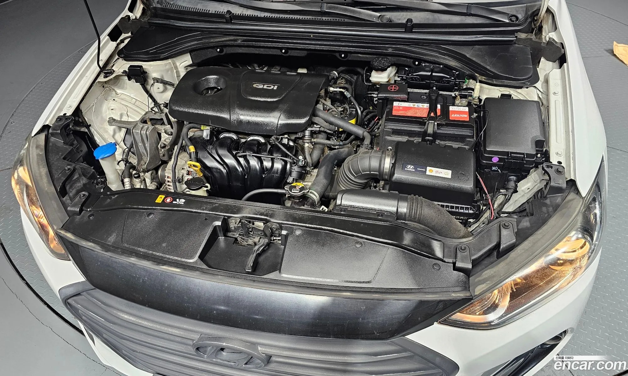 Hyundai Elantra AD 2016 — 2