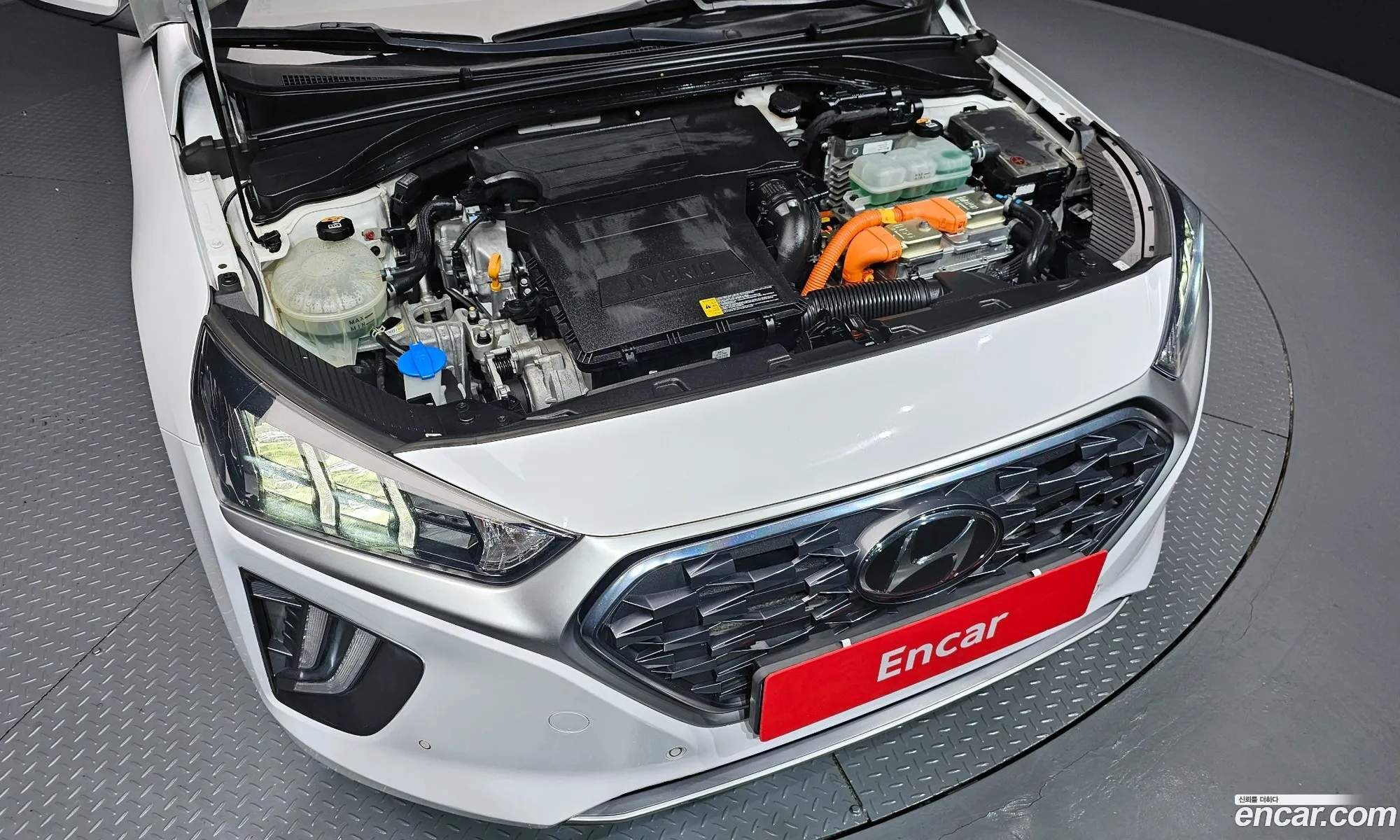 Hyundai Ioniq Hybrid 2020 — 2