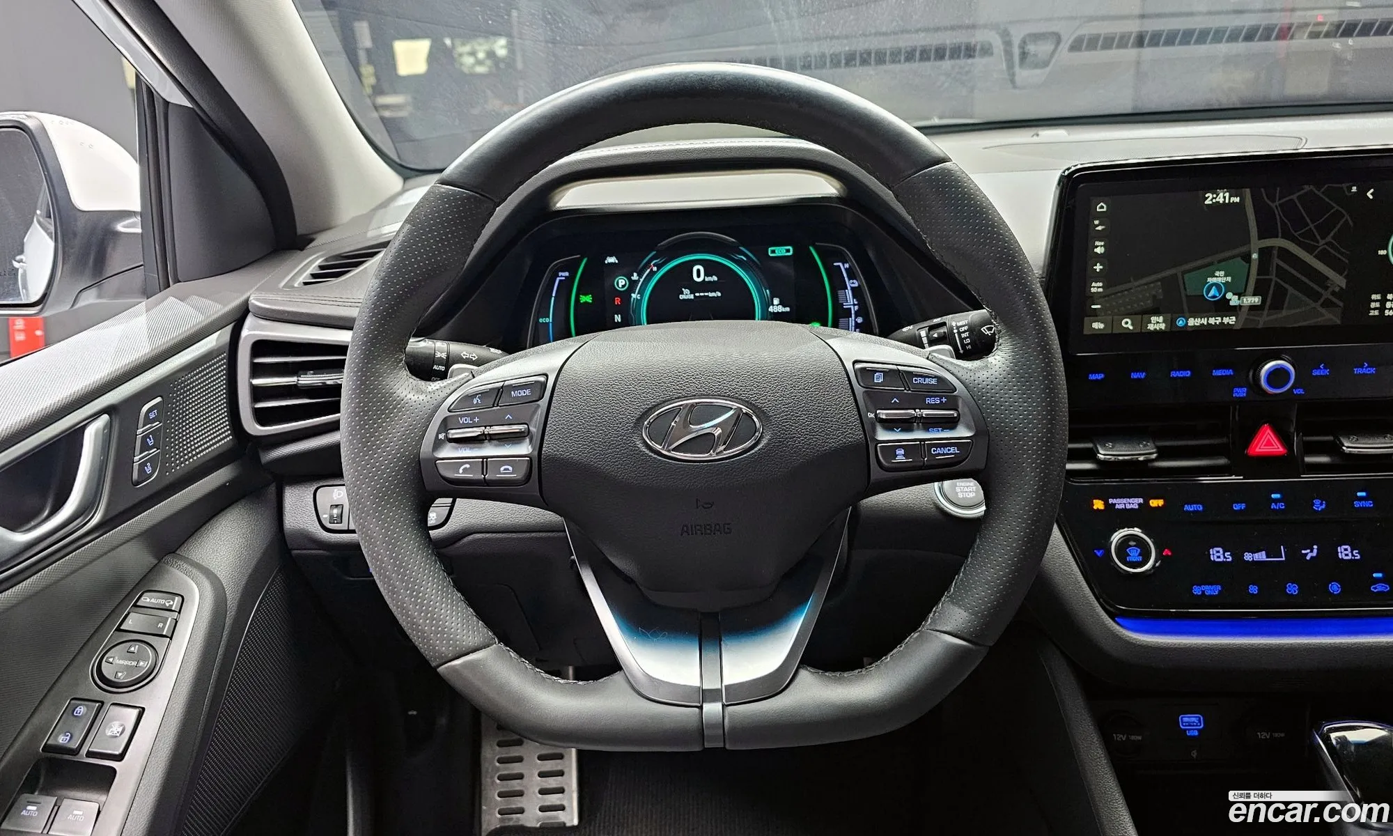 Hyundai Ioniq Hybrid 2020 — 14
