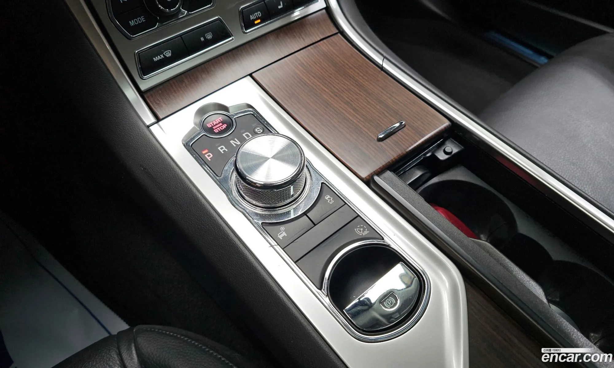 Jaguar XF 2015 SAJAA05S1FPU67957 — 12
