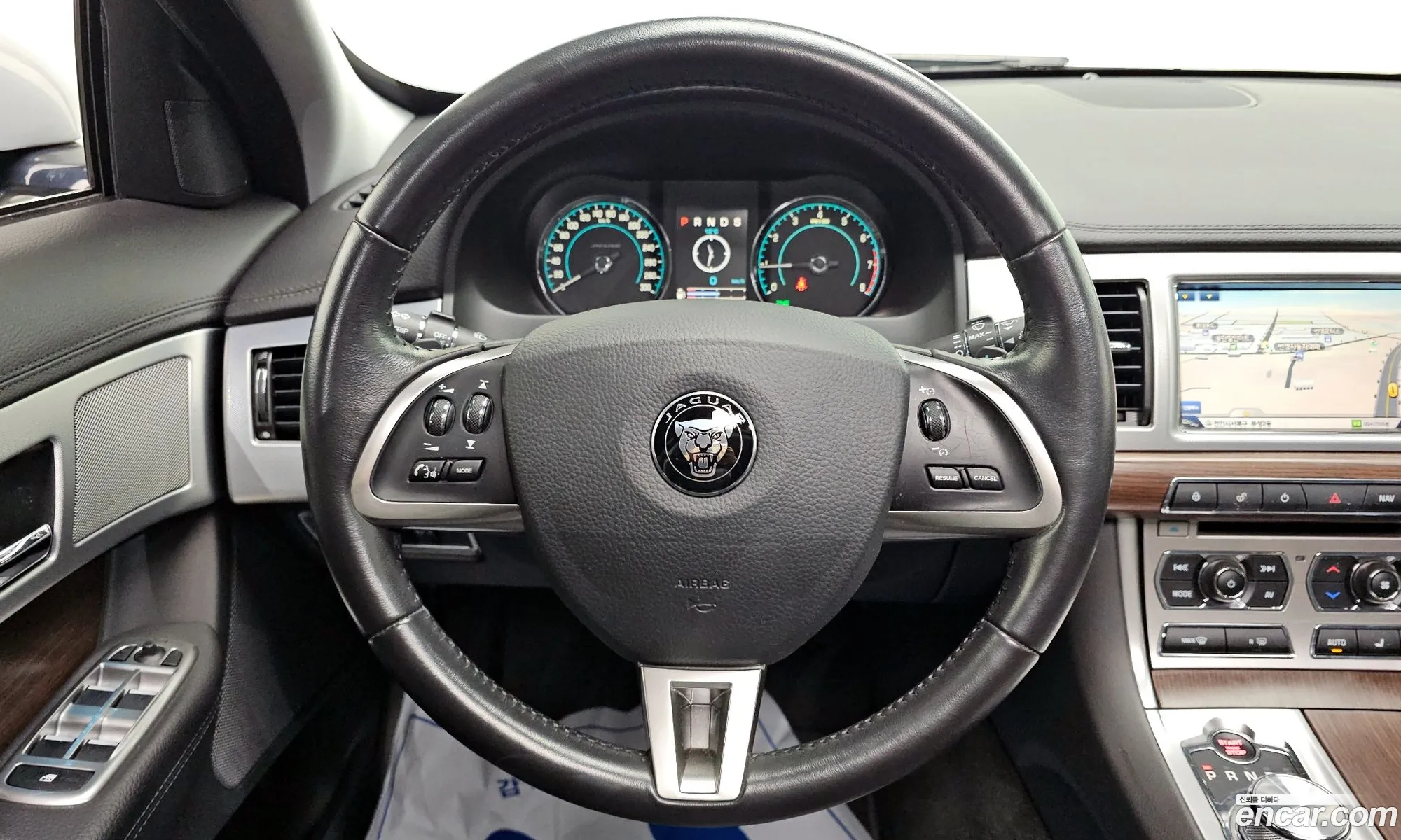 Jaguar XF 2015 SAJAA05S1FPU67957 — 3