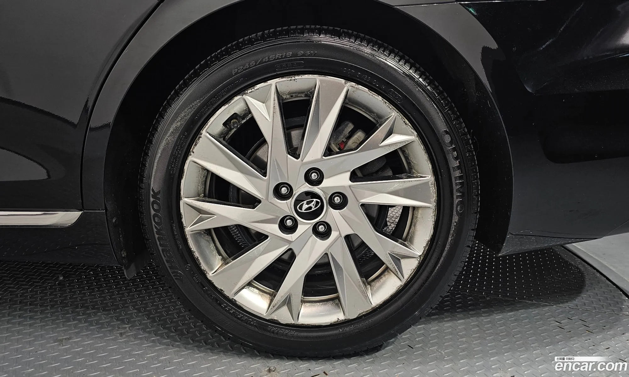Hyundai Grandeur IG Hybrid 2020 — 4