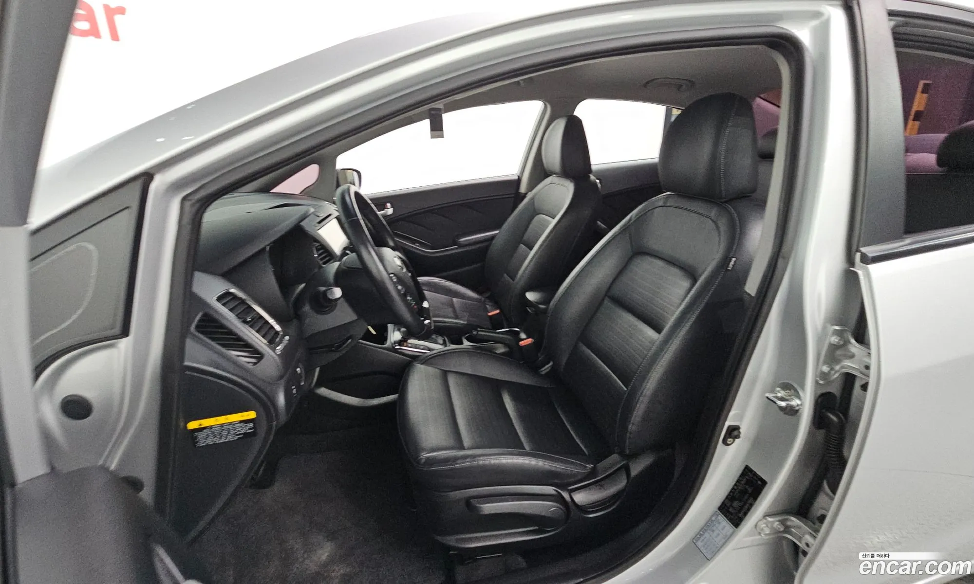 Kia K3 2017 — 4