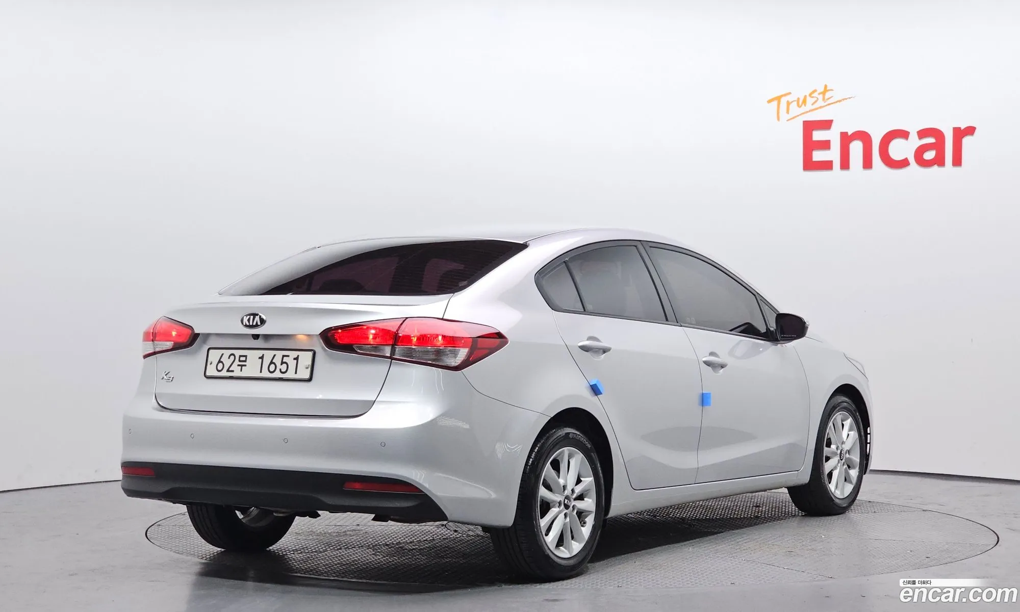 Kia K3 2017 — 14