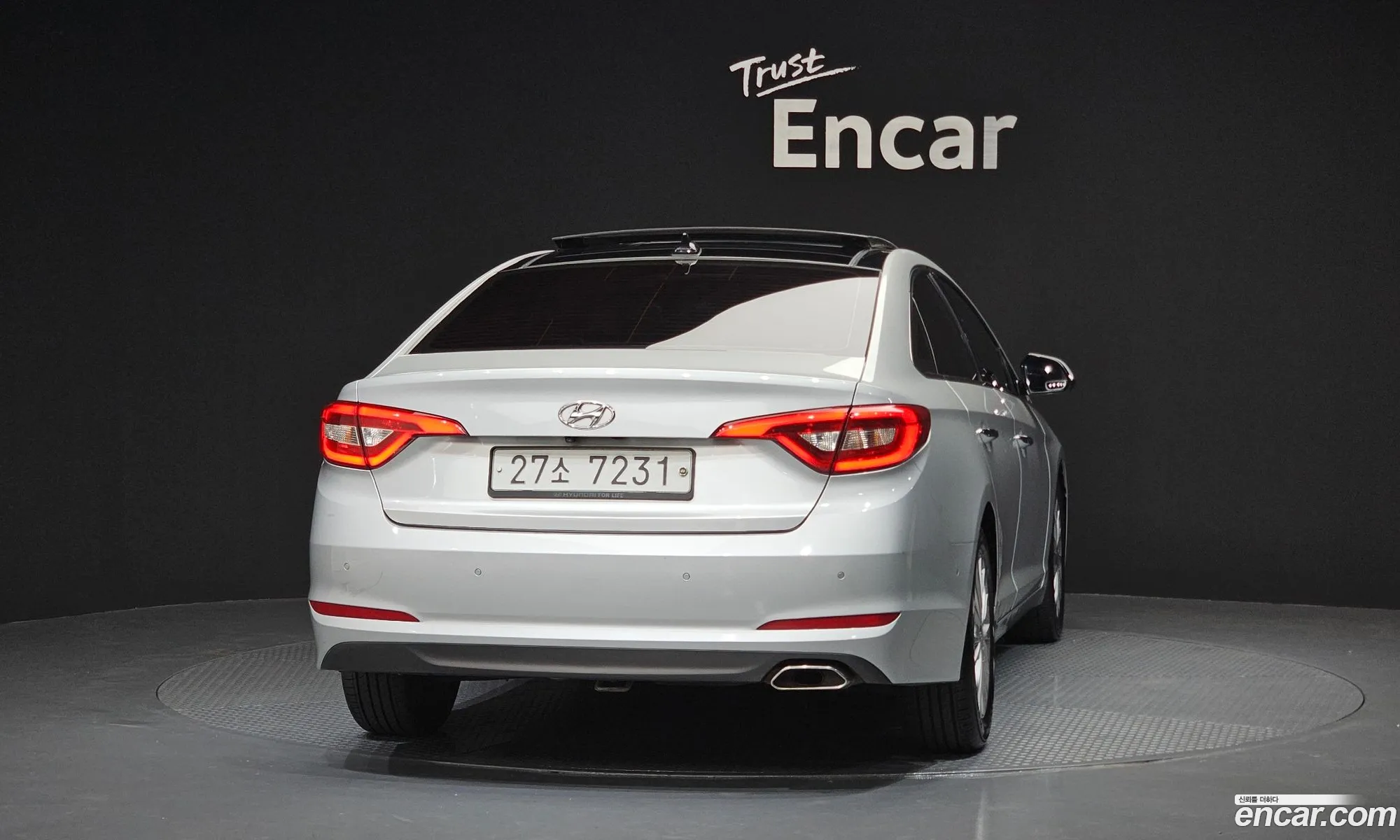 Hyundai LF Sonata 2014 — 15