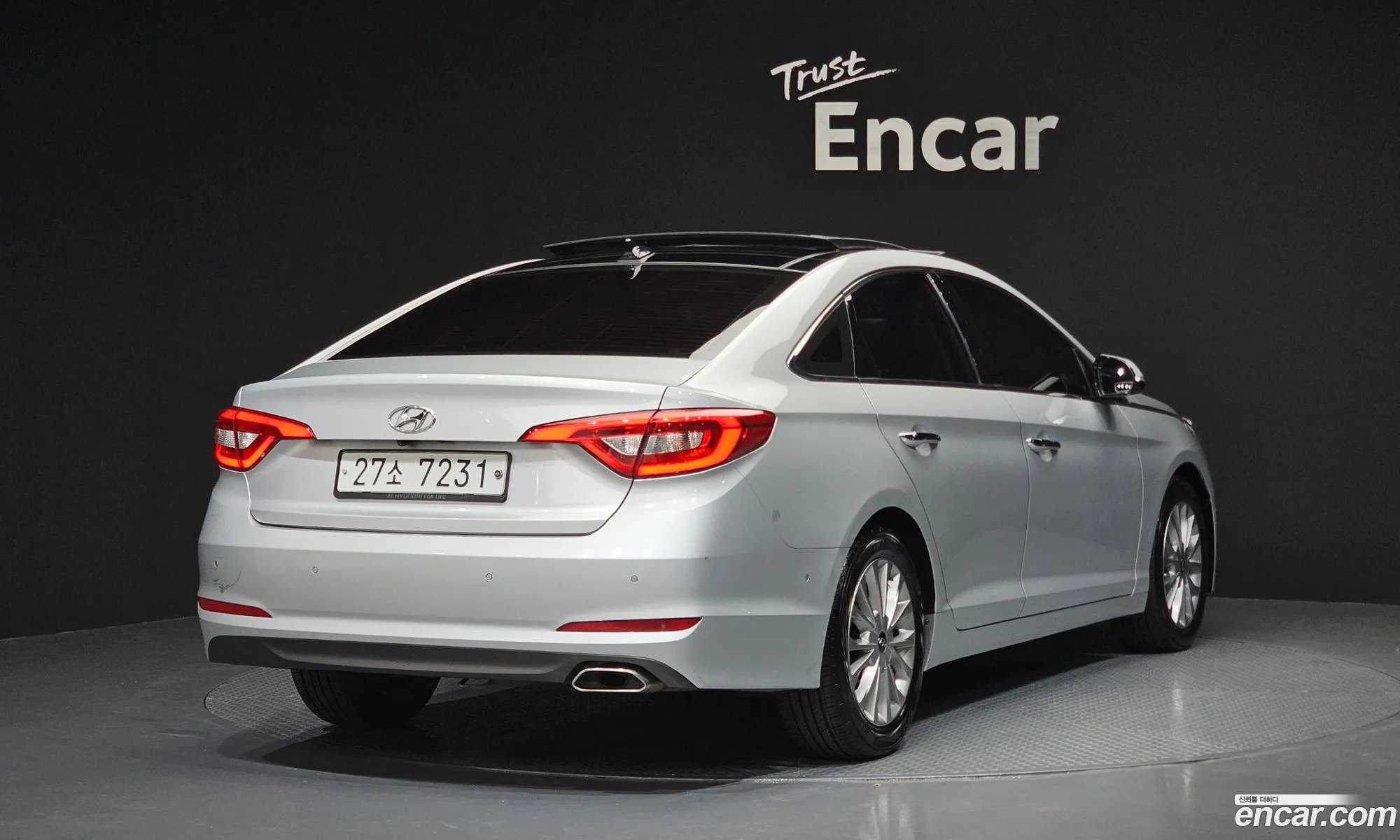 Hyundai LF Sonata 2014 — 19