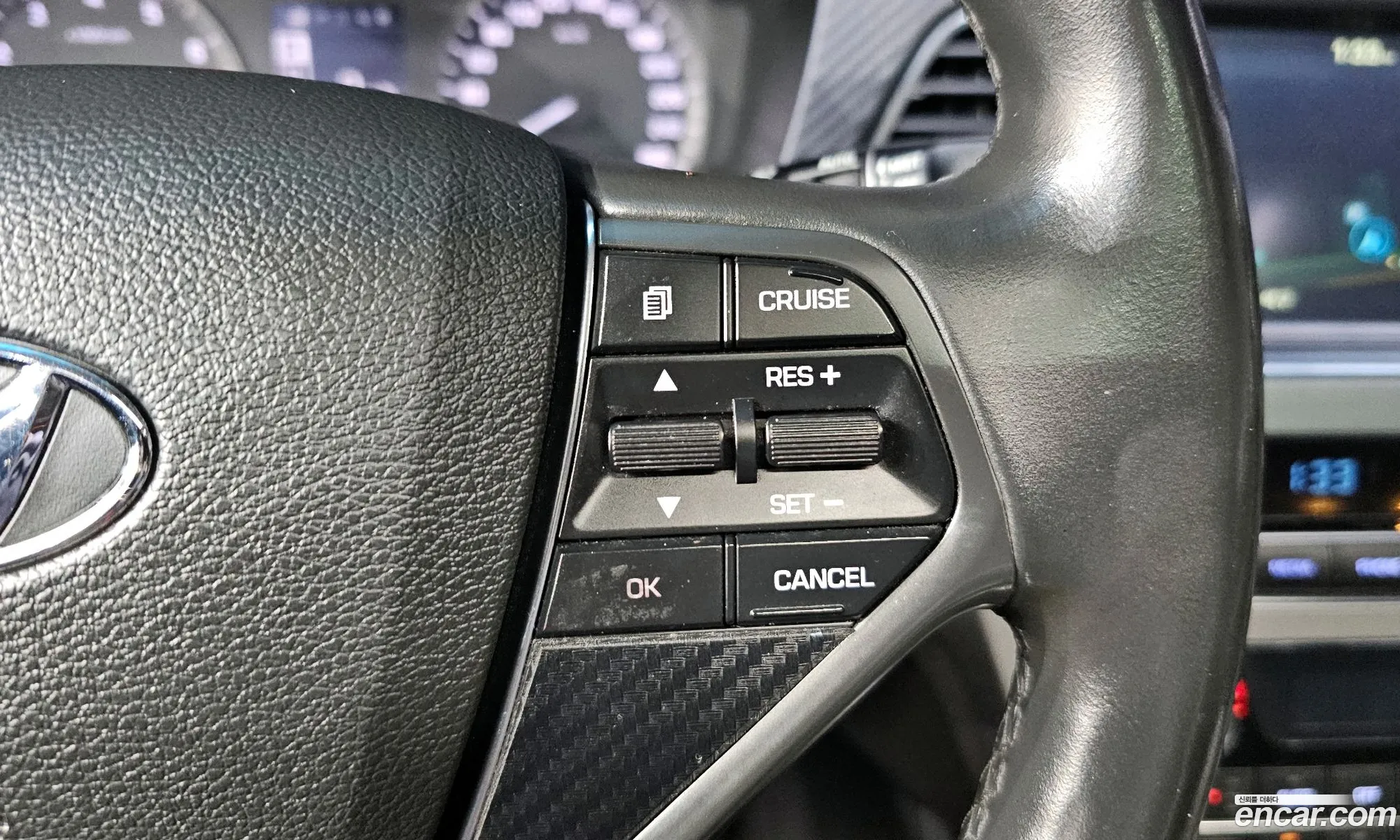 Hyundai LF Sonata 2014 — 13