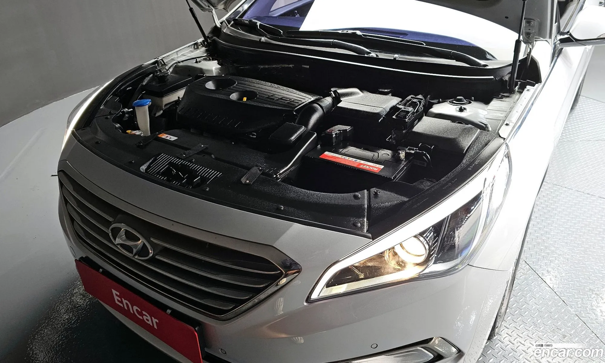 Hyundai LF Sonata 2014 — 2