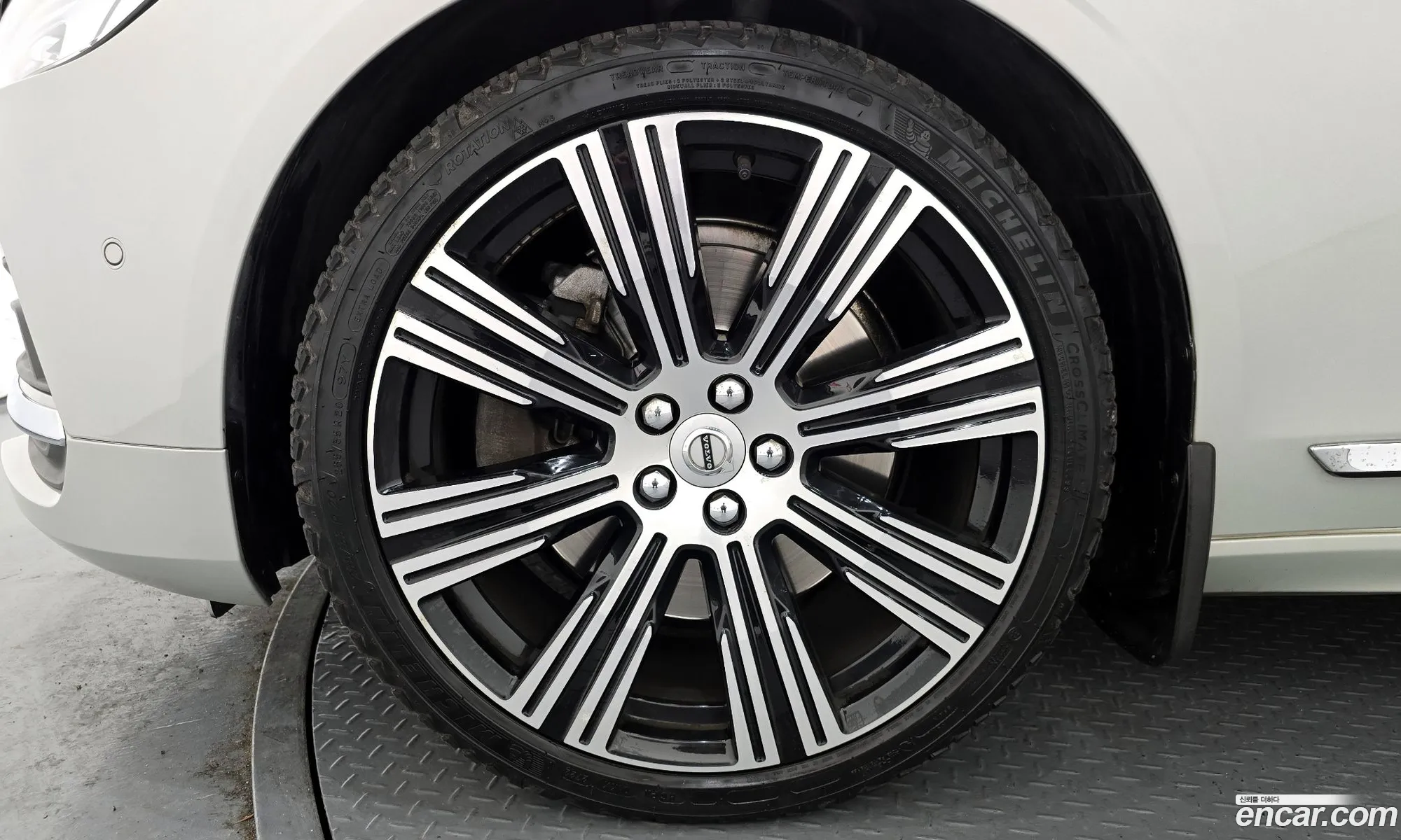 Volvo S90 2021 — 9