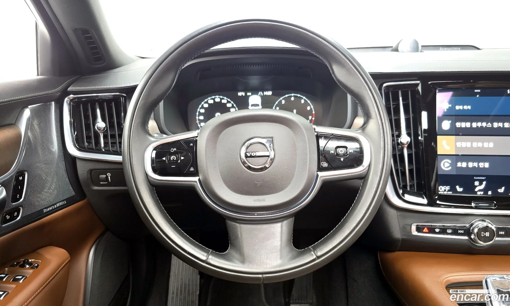 Volvo S90 2021 — 18