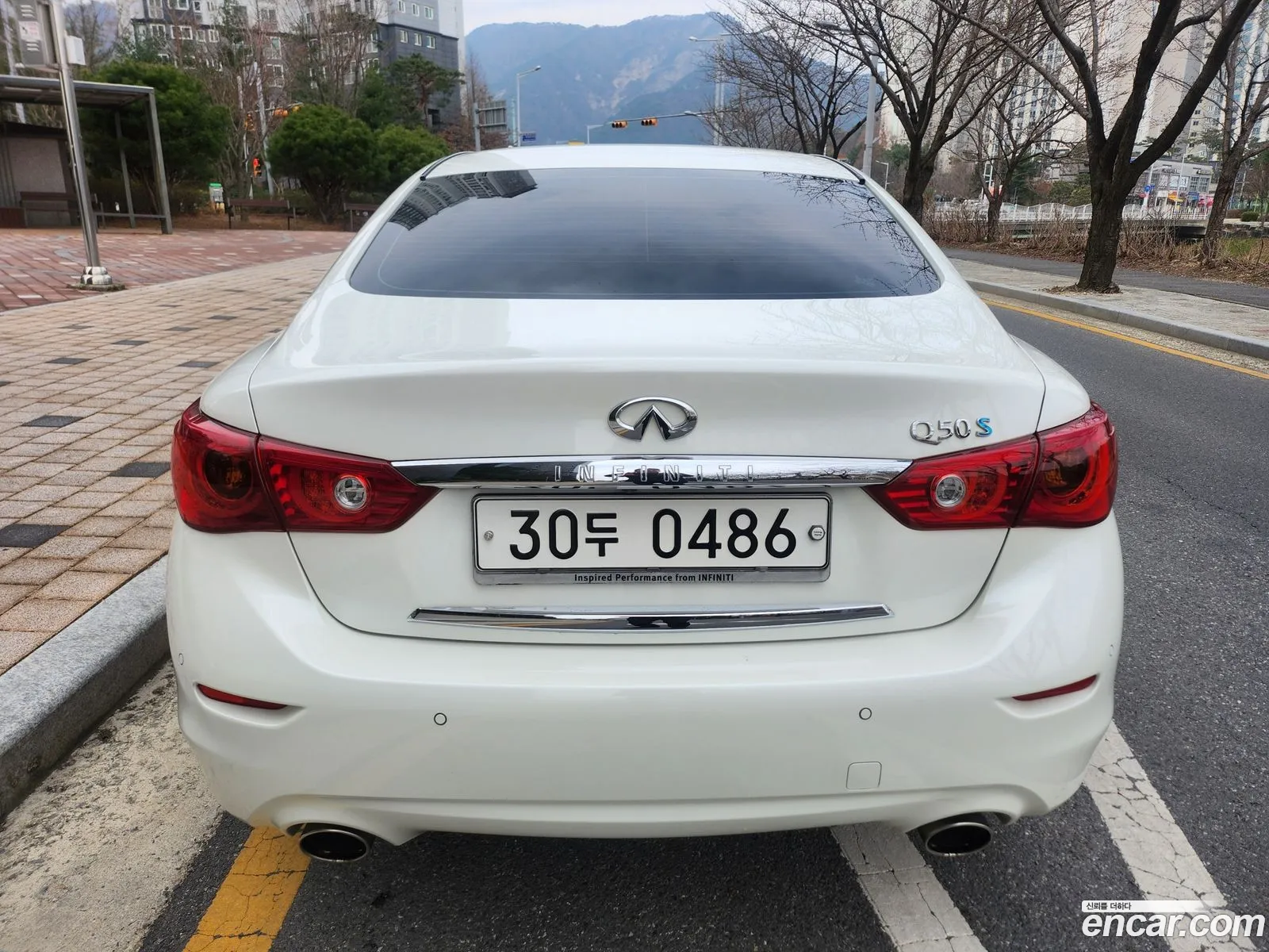 Infiniti Q50 2016 — 2