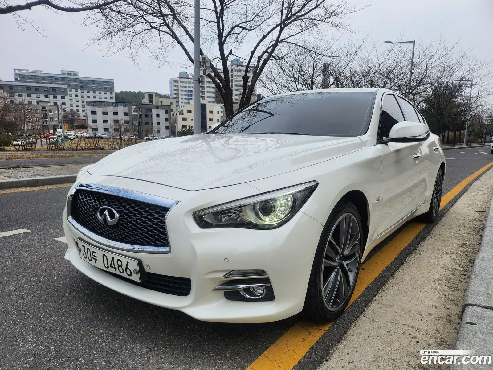 Infiniti Q50 2016 — 20