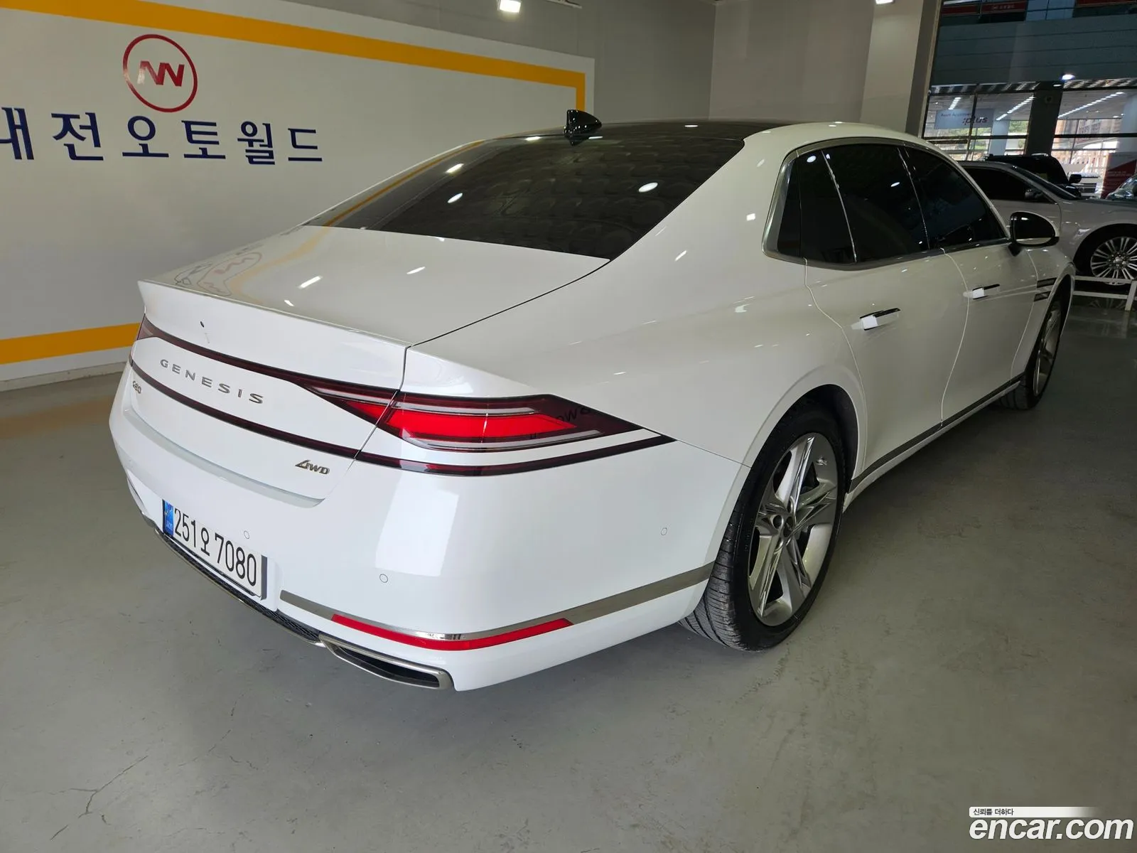 Genesis G90 2022 — 15