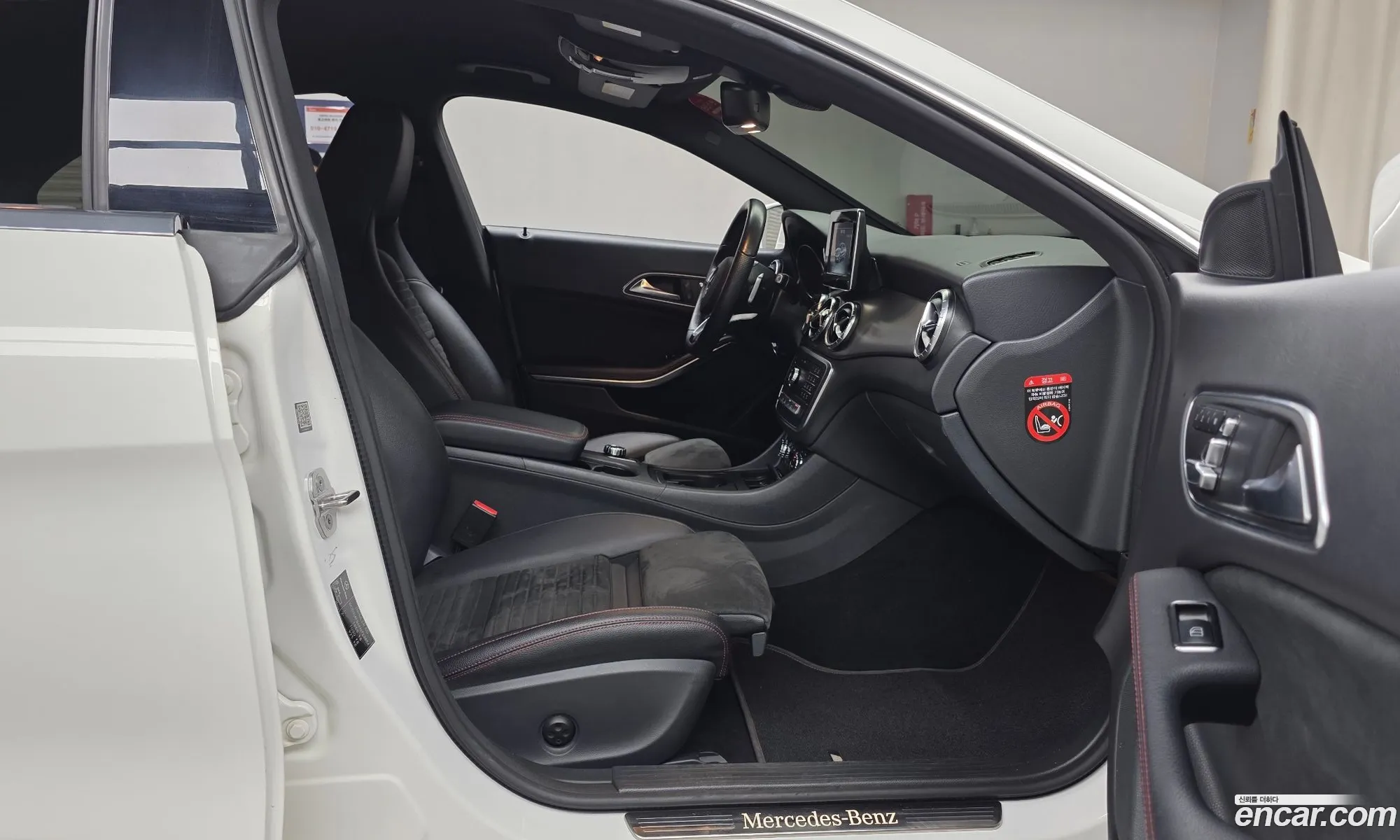 Mercedes-Benz CLA-Class C117 2018 — 7
