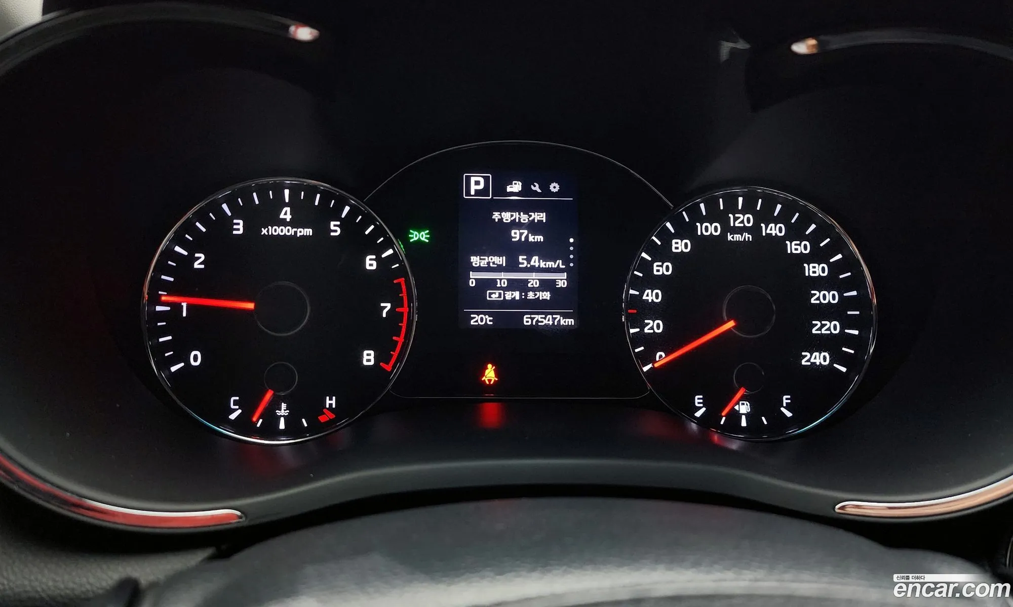 Kia K3 2017 — 19