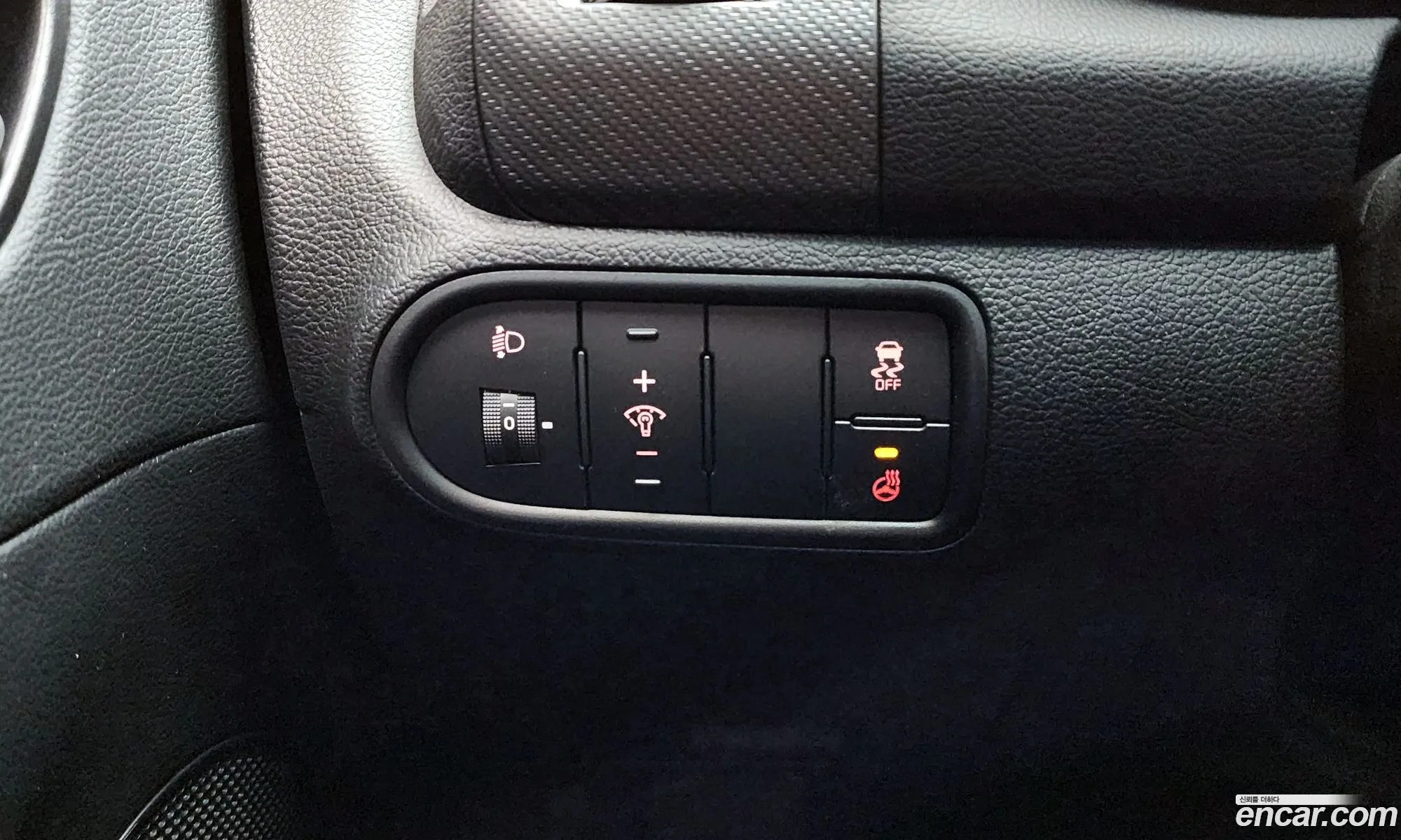 Kia K3 2017 — 17