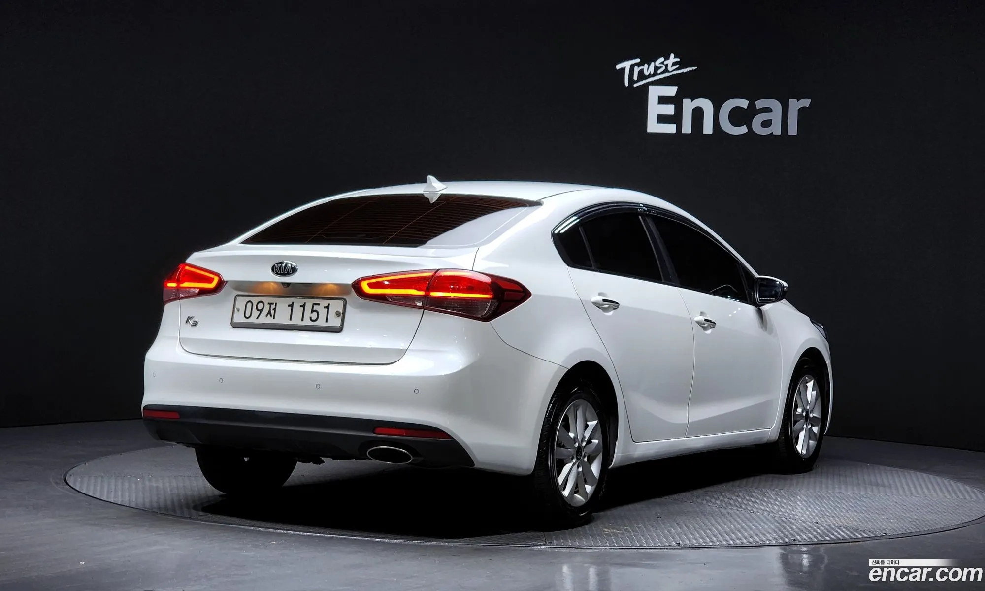 Kia K3 2017 — 4