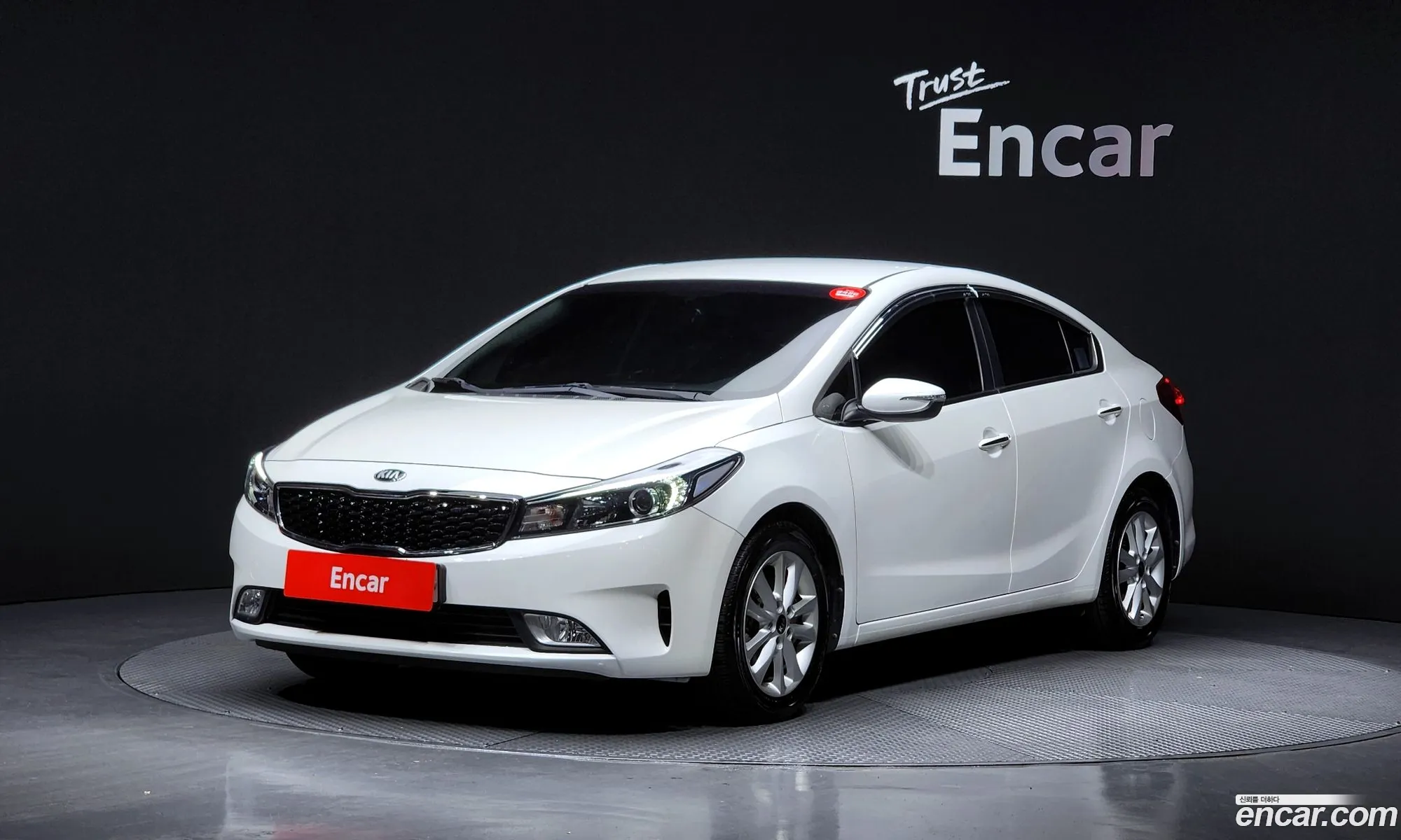 Kia K3 2017 — 14